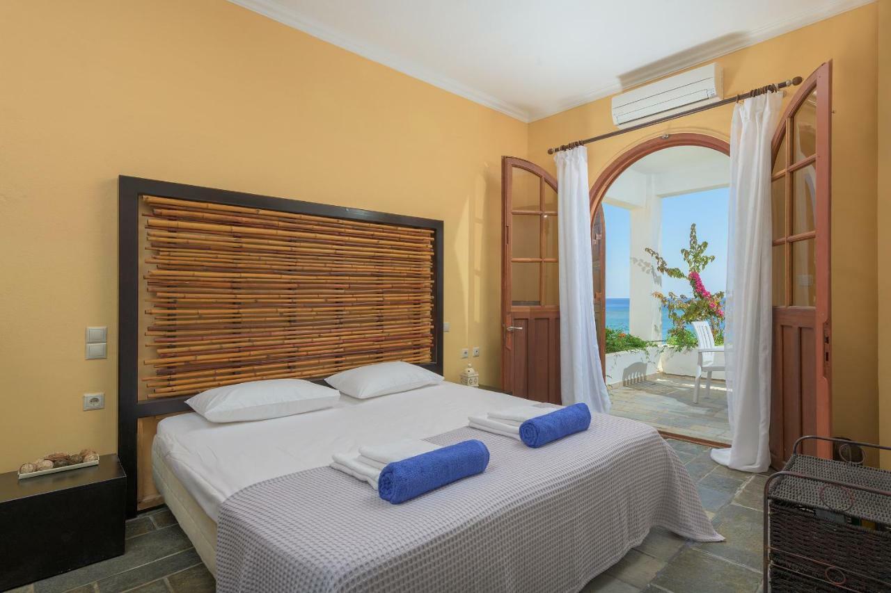 Country house Sea View Luxury House Haraki